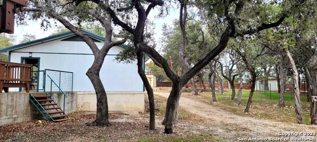 119 Cedar Tree Ln, Canyon Lake, TX 78133 - view of yard