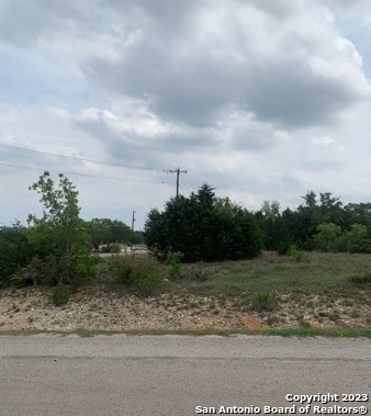 Listing photo 2 for LOT1313 Eli Chandler, Blanco TX 78606