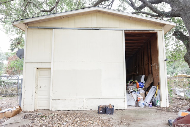 view of shed / structure