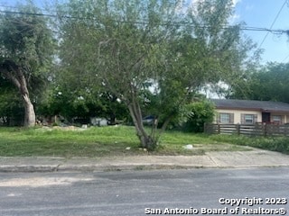 514 Sterling St, San Antonio TX, 78220 land for sale