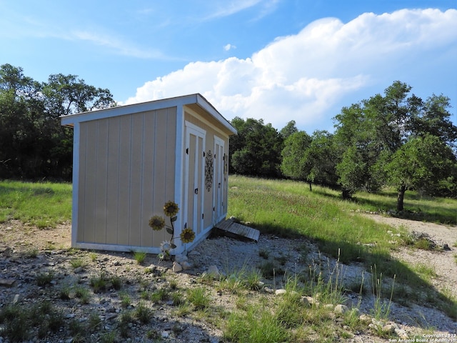 view of outdoor structure