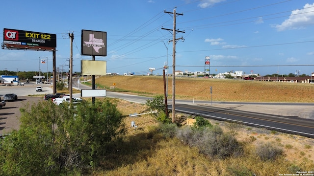 183 S Interstate 35, Cotulla, TX 78014