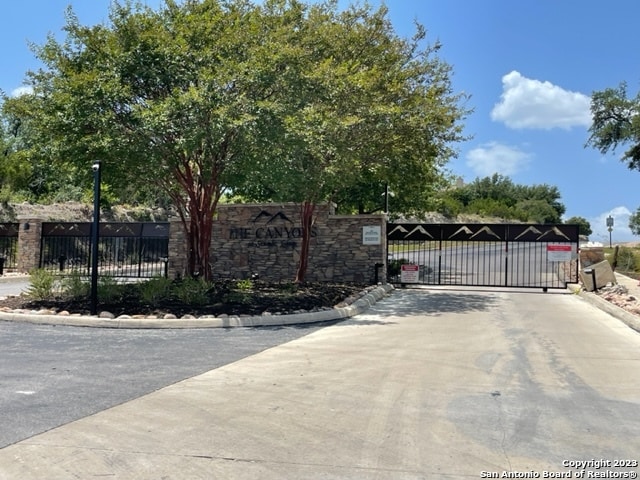 11219 Kendall Cyn, San Antonio TX, 78225 land for sale