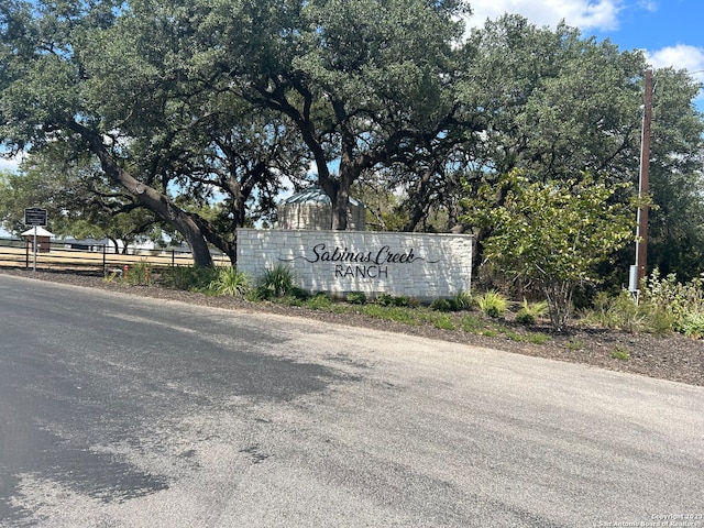 38 Spalten Rdg, Boerne TX, 78006 land for sale