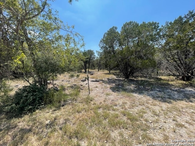 Listing photo 2 for LOT24 Broken Spur Rd, Bandera TX 78003