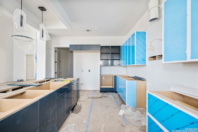 kitchen with hanging light fixtures