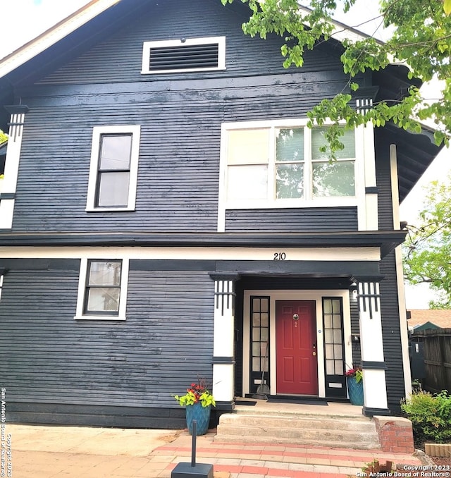 view of front of house