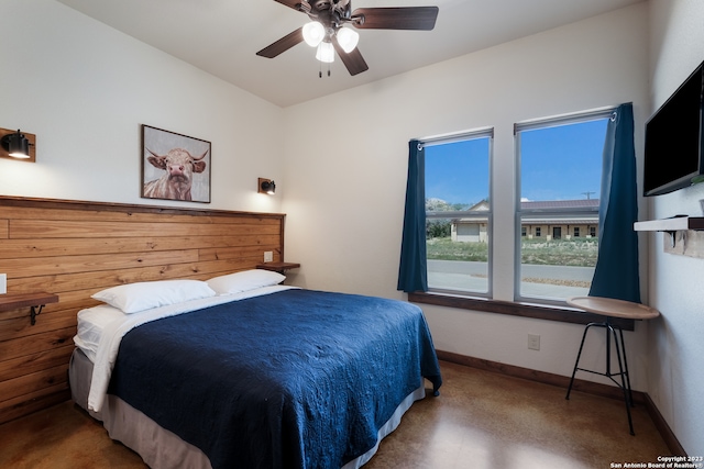 bedroom with ceiling fan