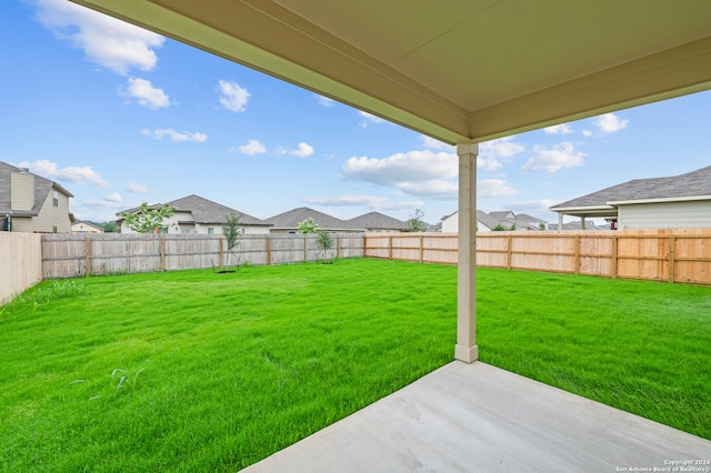 view of yard with a patio