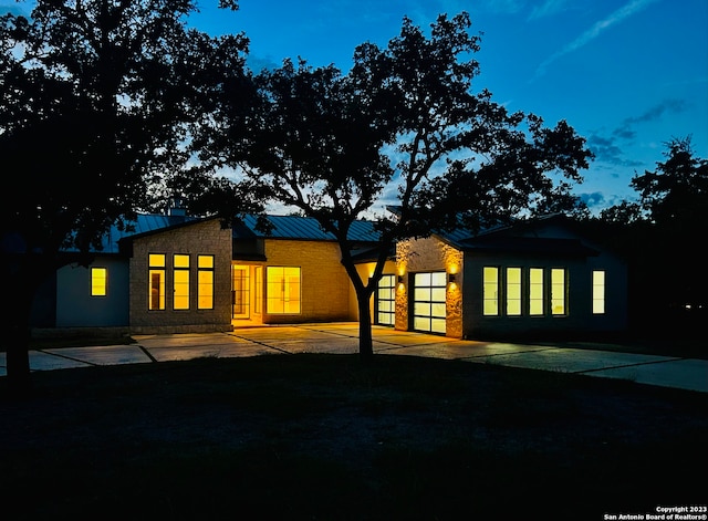 view of front of property with a patio