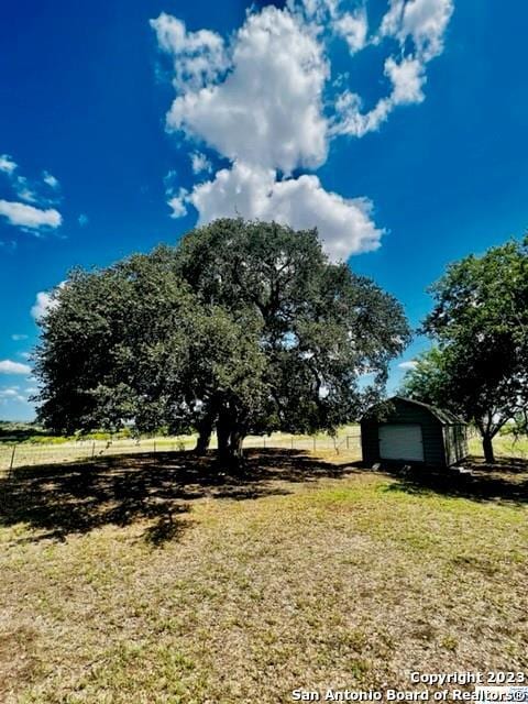 Listing photo 2 for 5881 Fm 758, Seguin TX 78155