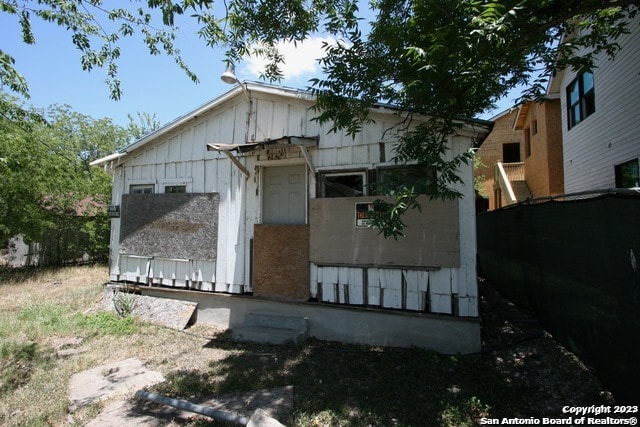 view of side of property