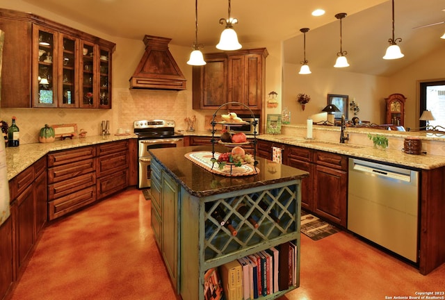 kitchen featuring sink, hanging light fixtures, a center island with sink, appliances with stainless steel finishes, and custom exhaust hood