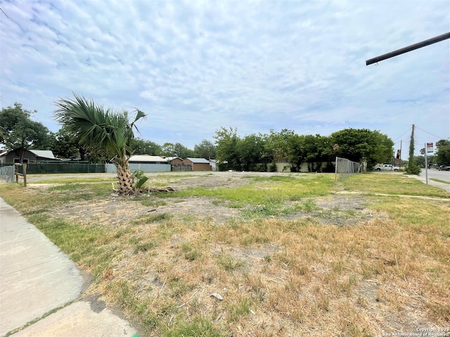 Listing photo 2 for 107 Denver Blvd, San Antonio TX 78210