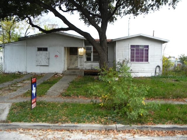 view of front of home