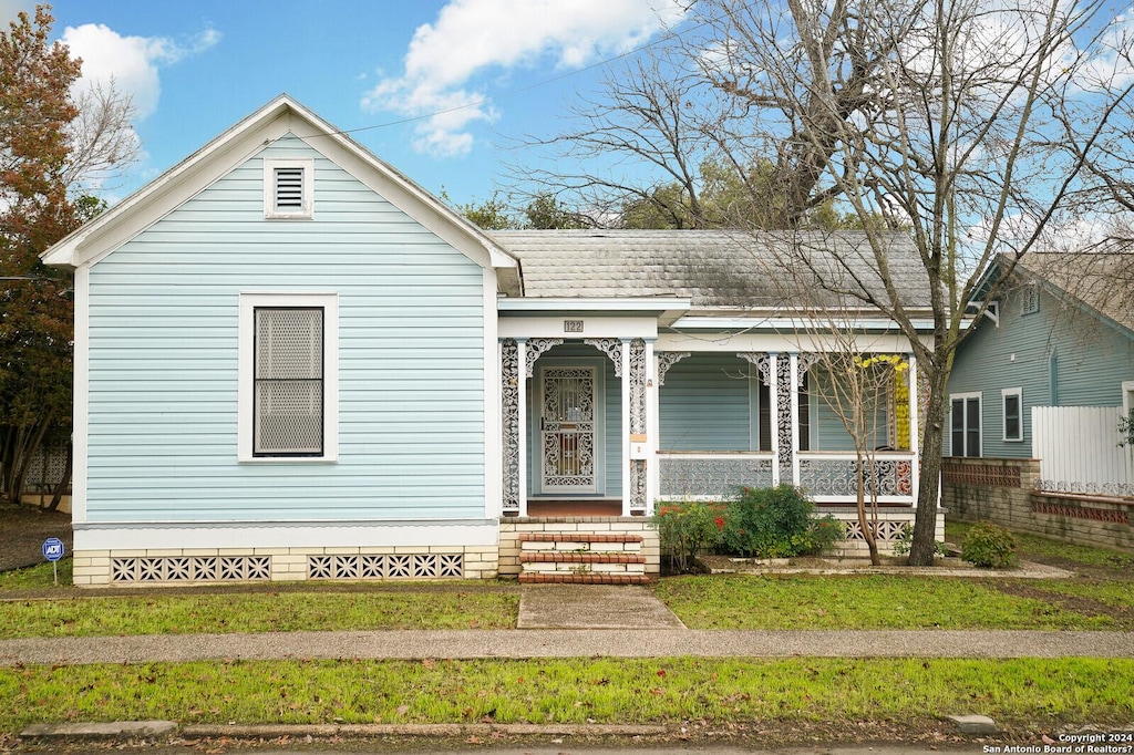 view of front of home with a porch