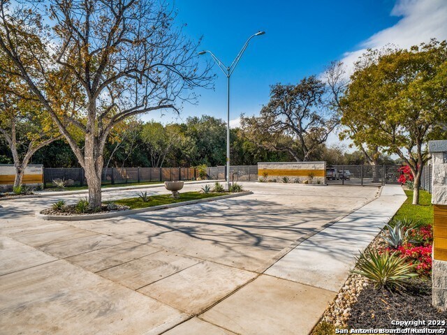 view of home's community with a patio