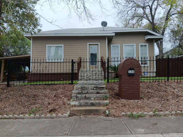 126 Lucas St, San Antonio, TX 78209 - bungalow-style house with fence