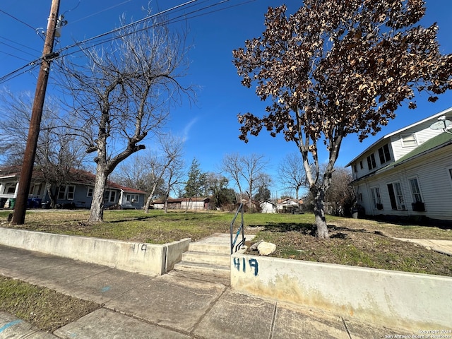 Listing photo 2 for 419 Cass Ave, San Antonio TX 78204