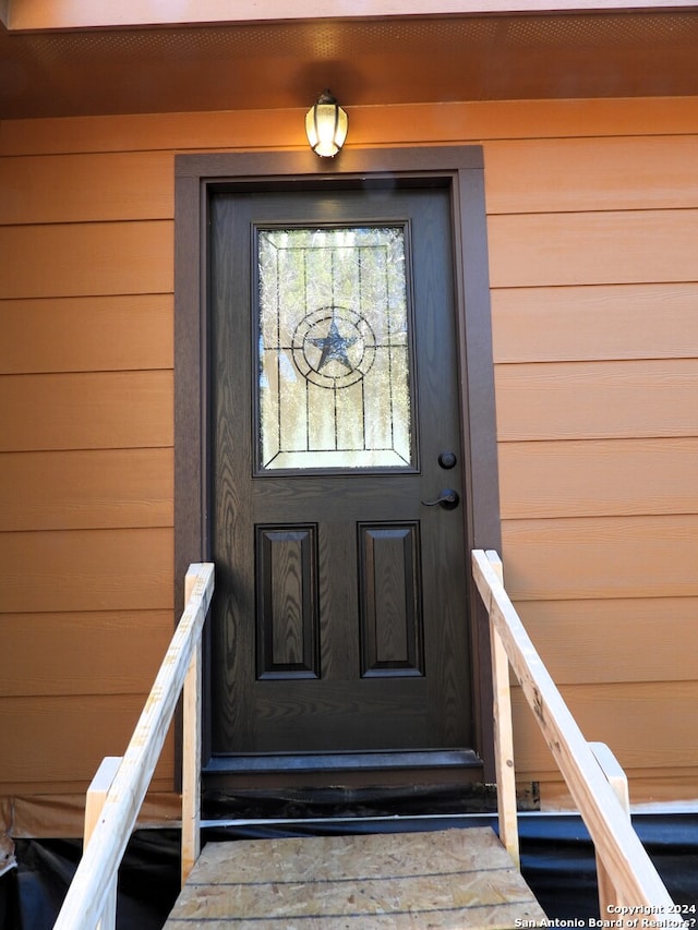 view of entrance to property