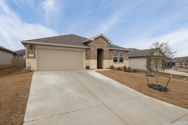 Listing photo 2 for 921 Gerardia Ct, Seguin TX 78155