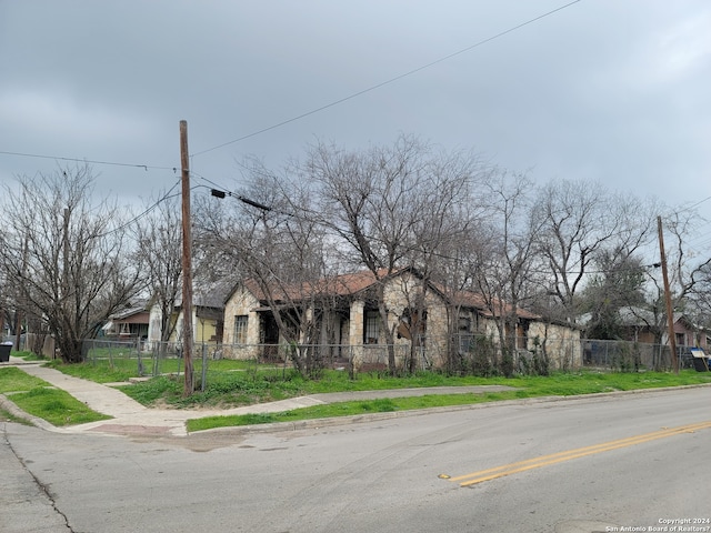 Listing photo 2 for 601 Arbor St, San Antonio TX 78207