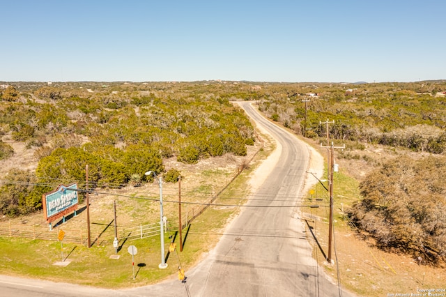 Listing photo 3 for 405 County Road 2744, Mico TX 78056