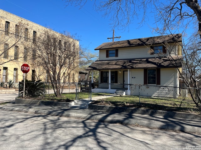 view of front of property featuring a porch