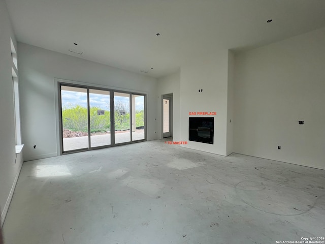 view of unfurnished living room