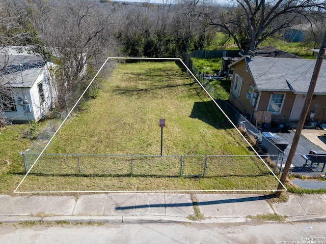 810 Amanda St, San Antonio TX, 78220 land for sale