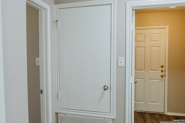 interior details with dark wood-type flooring