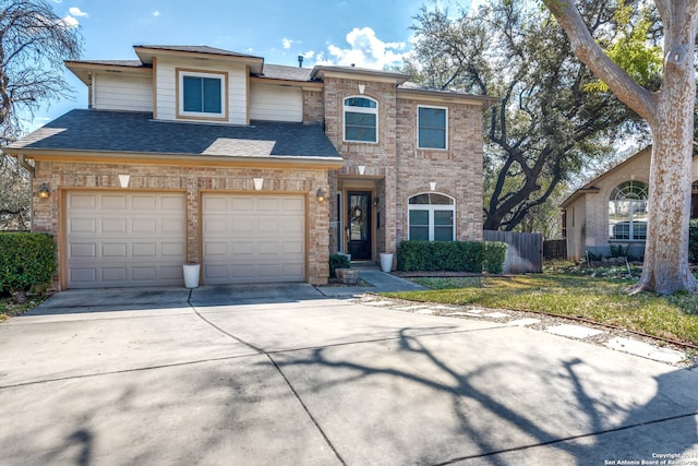 view of front property featuring a garage