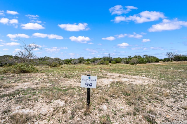 Listing photo 3 for 1400 Springs Xing, Junction TX 76849