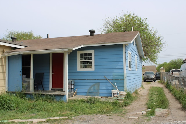 view of front of house