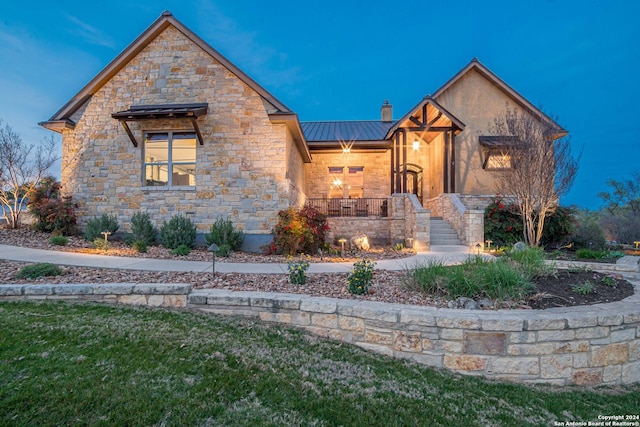 view of front of house featuring a porch