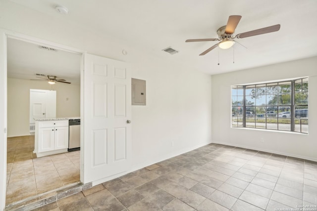 unfurnished room featuring electric panel and ceiling fan