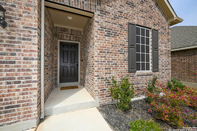 view of property entrance