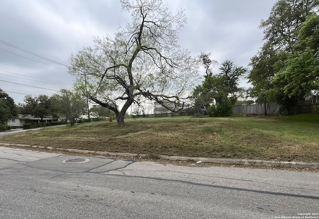 792 Terrell Rd, Terrell Hills TX, 78209 land for sale