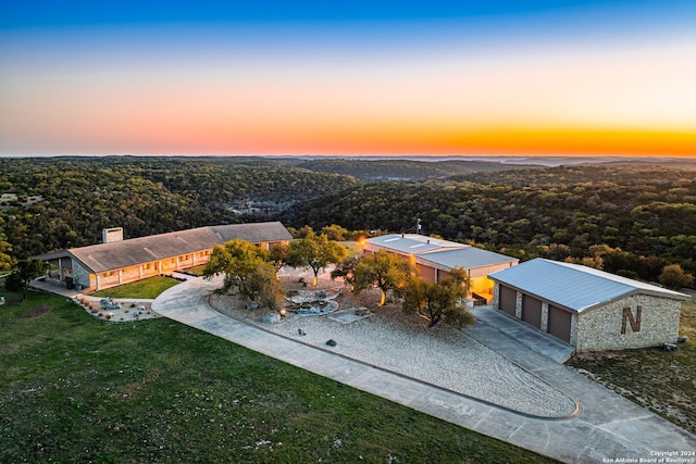 view of aerial view at dusk