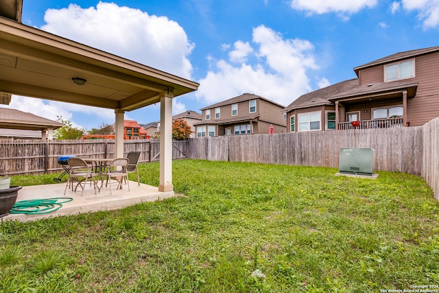 view of yard with a patio