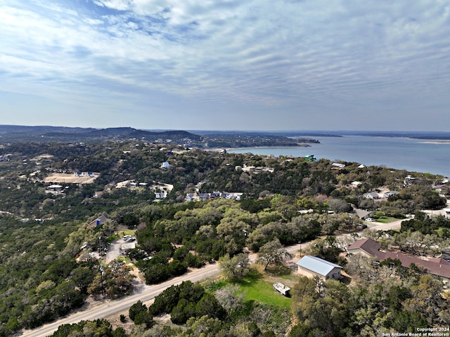 Listing photo 3 for 1750 Skyline Dr, Canyon Lake TX 78133