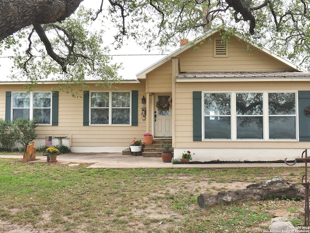 view of front of home