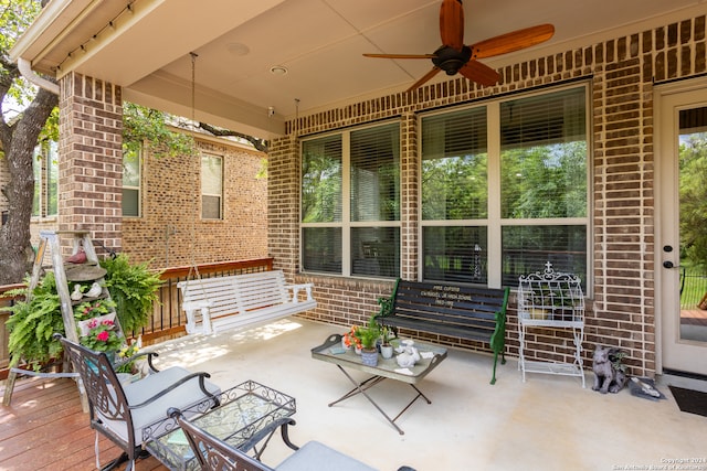 view of patio with ceiling fan