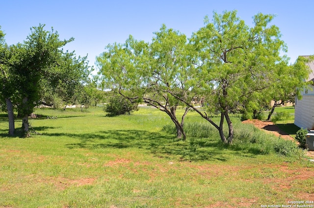 Listing photo 2 for W21056 Gallop, Horseshoe Bay TX 78657