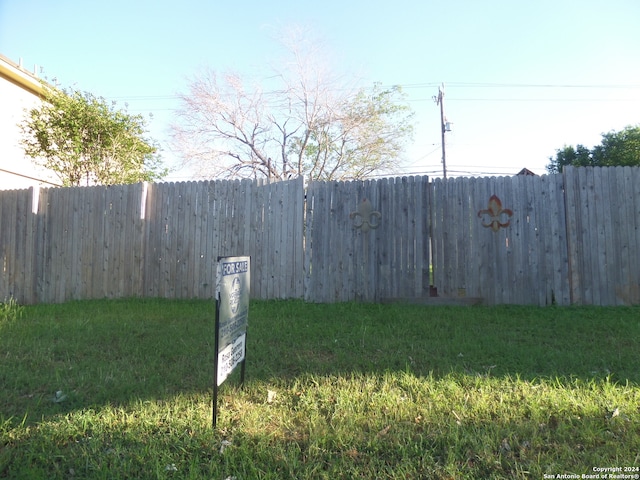 Listing photo 3 for 706 Robillard Ln, San Antonio TX 78221