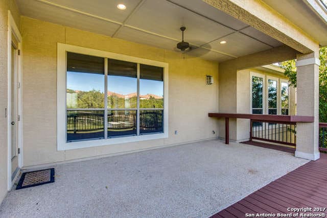 view of patio / terrace with ceiling fan