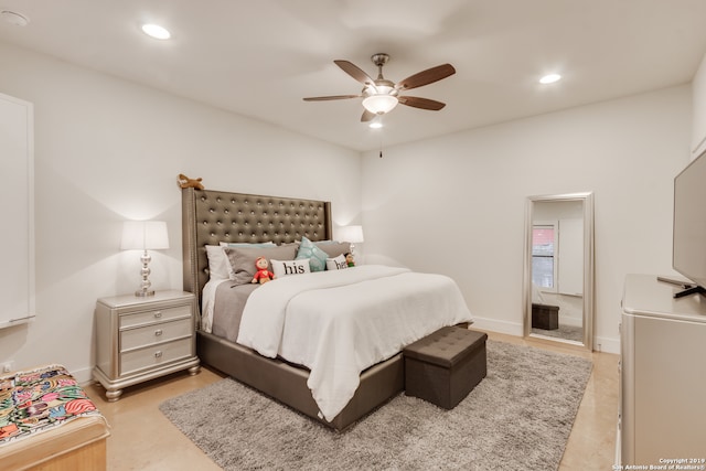 bedroom with ceiling fan