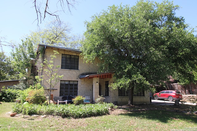 view of front of property