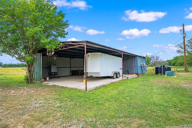 exterior space with a yard