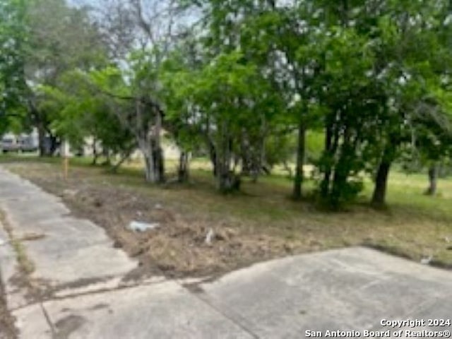 Listing photo 2 for 5318 Natho St, San Antonio TX 78222